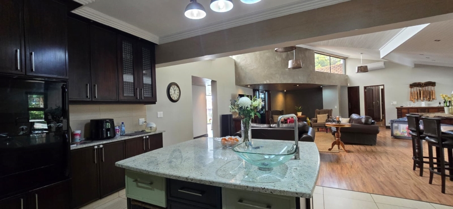 4 Bedroom Property for Sale in Wilkoppies North West